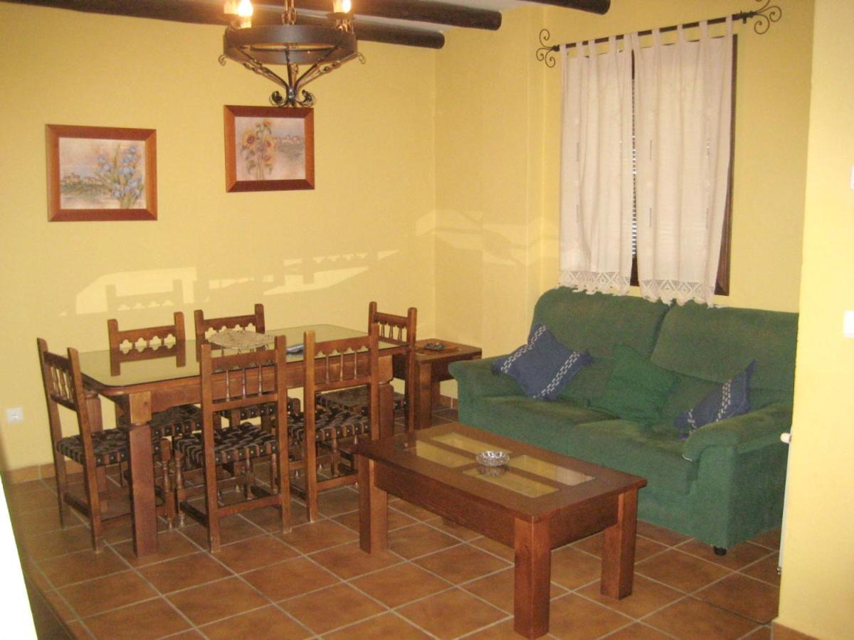 Charming House In Hornachuelos With Shared Pool Bagian luar foto