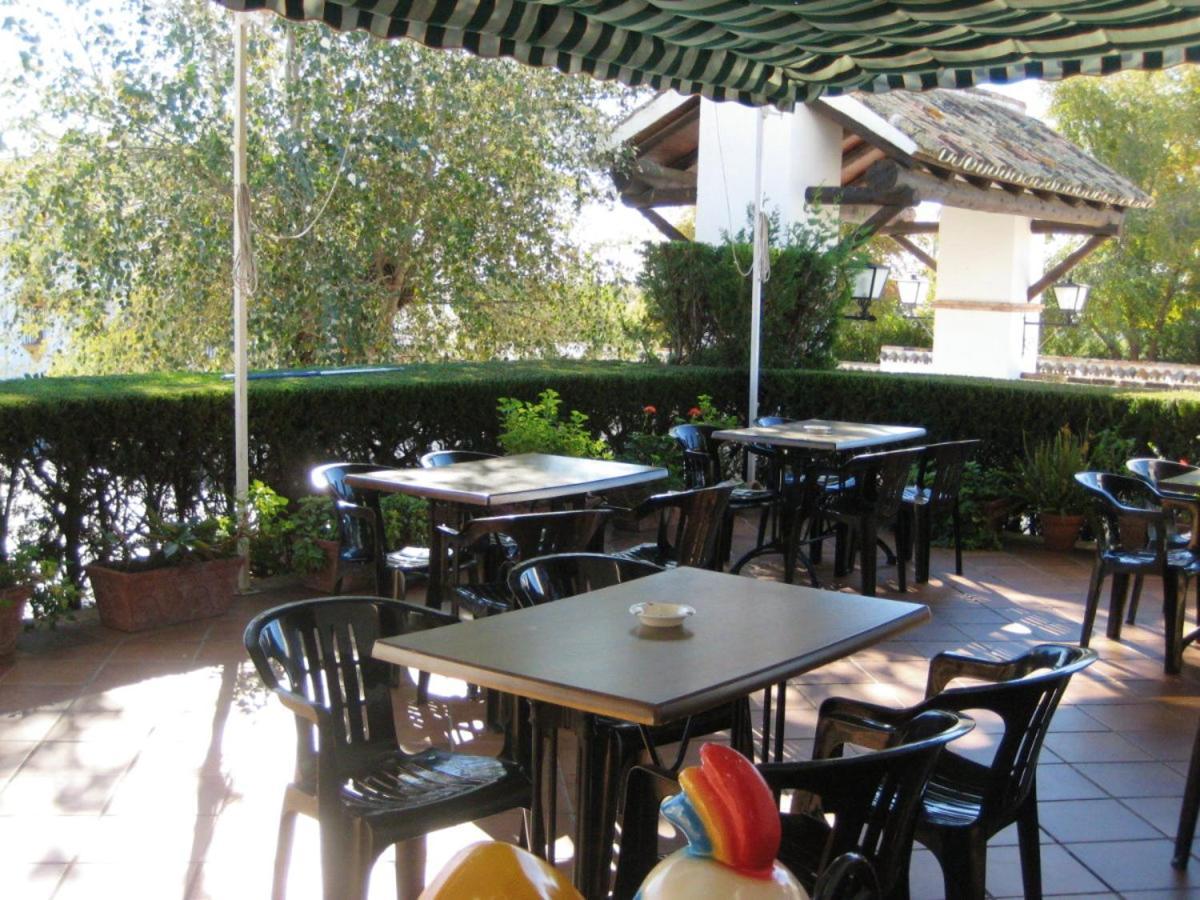 Charming House In Hornachuelos With Shared Pool Bagian luar foto
